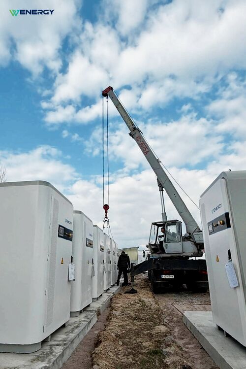 تعزيز كفاءة الطاقة في مجال التكنولوجيا والتكنولوجيا مع 5.16MWh BESS في أوروبا الشرقية
